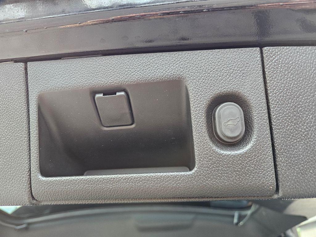 used 2018 Cadillac Escalade ESV car, priced at $31,850