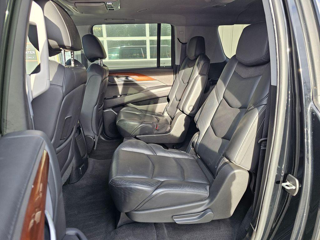 used 2018 Cadillac Escalade ESV car, priced at $31,850