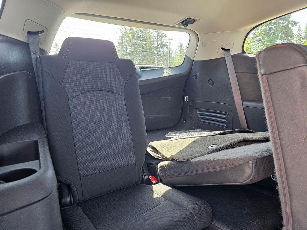 used 2015 Chevrolet Traverse car, priced at $12,850