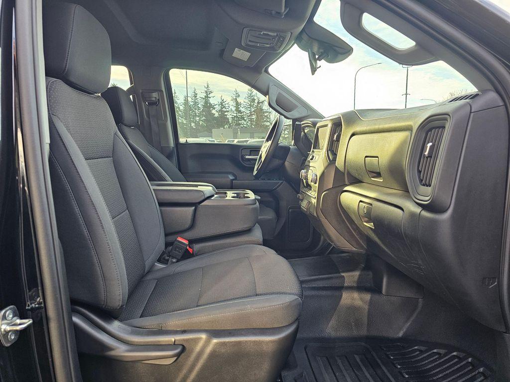 used 2025 GMC Sierra 1500 car, priced at $44,850