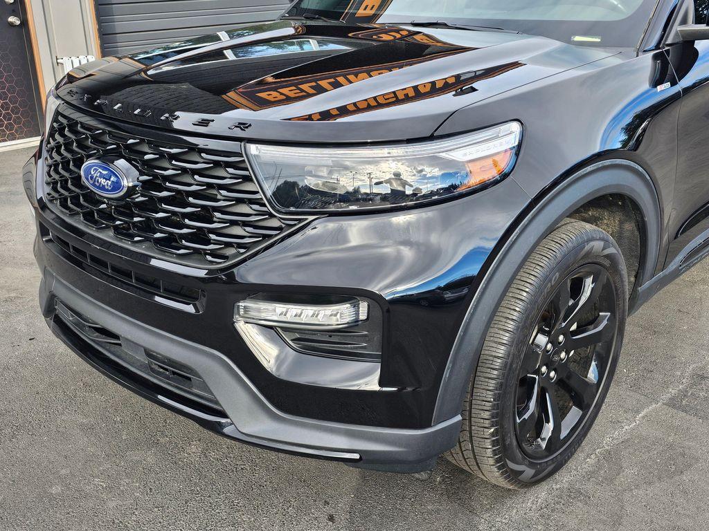 used 2023 Ford Explorer car, priced at $37,850