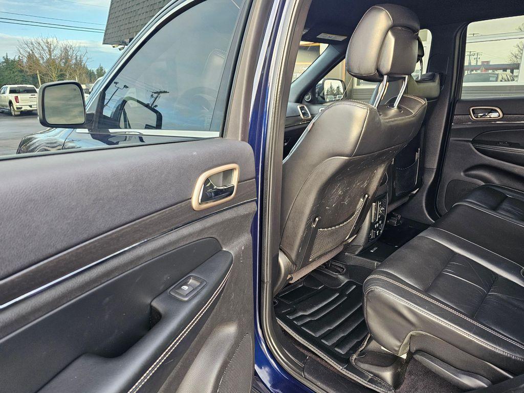 used 2015 Jeep Grand Cherokee car, priced at $16,850