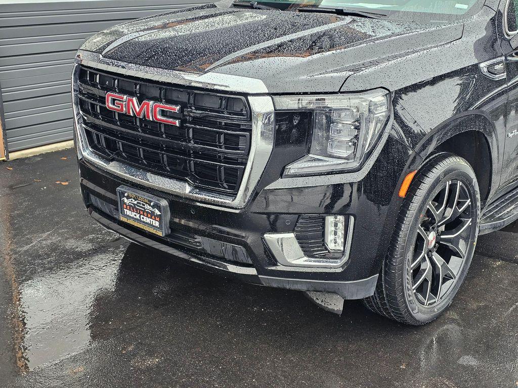 used 2023 GMC Yukon XL car, priced at $48,850