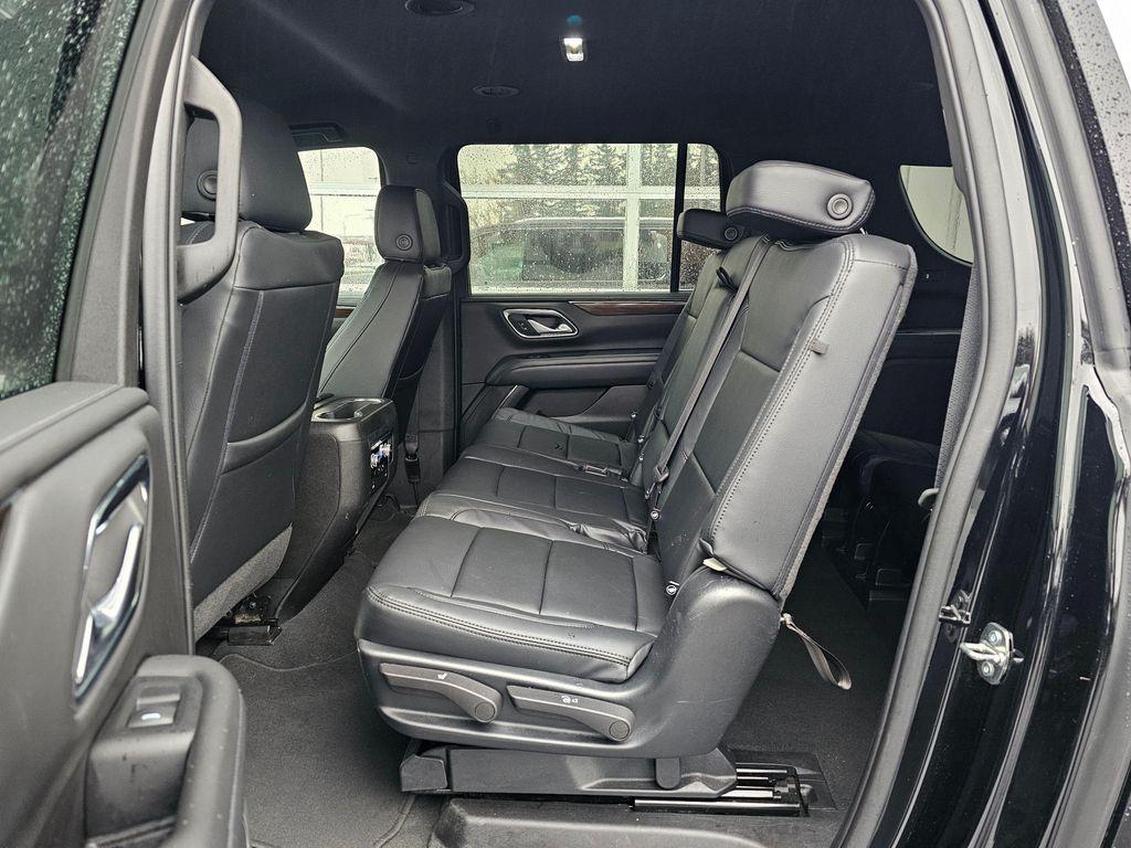 used 2023 GMC Yukon XL car, priced at $48,850