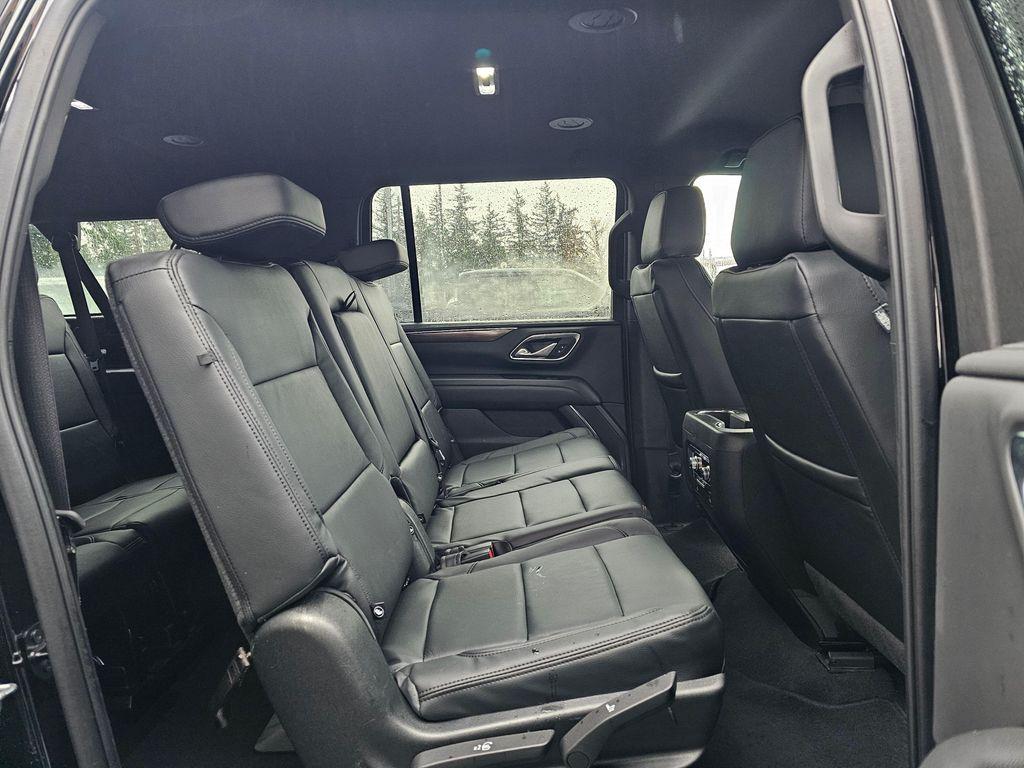 used 2023 GMC Yukon XL car, priced at $48,850