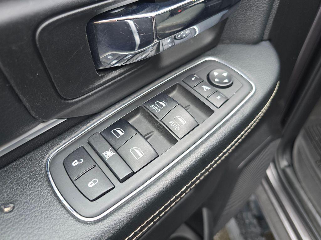 used 2021 Ram 1500 Classic car, priced at $29,850