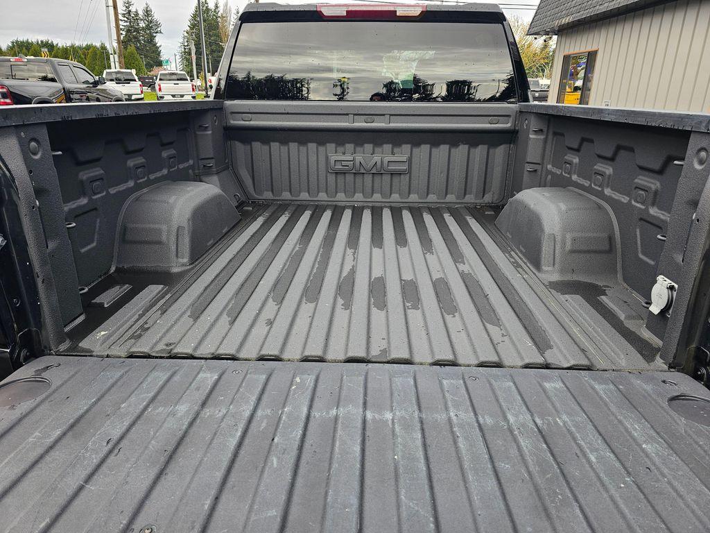 used 2022 GMC Sierra 1500 car, priced at $41,850