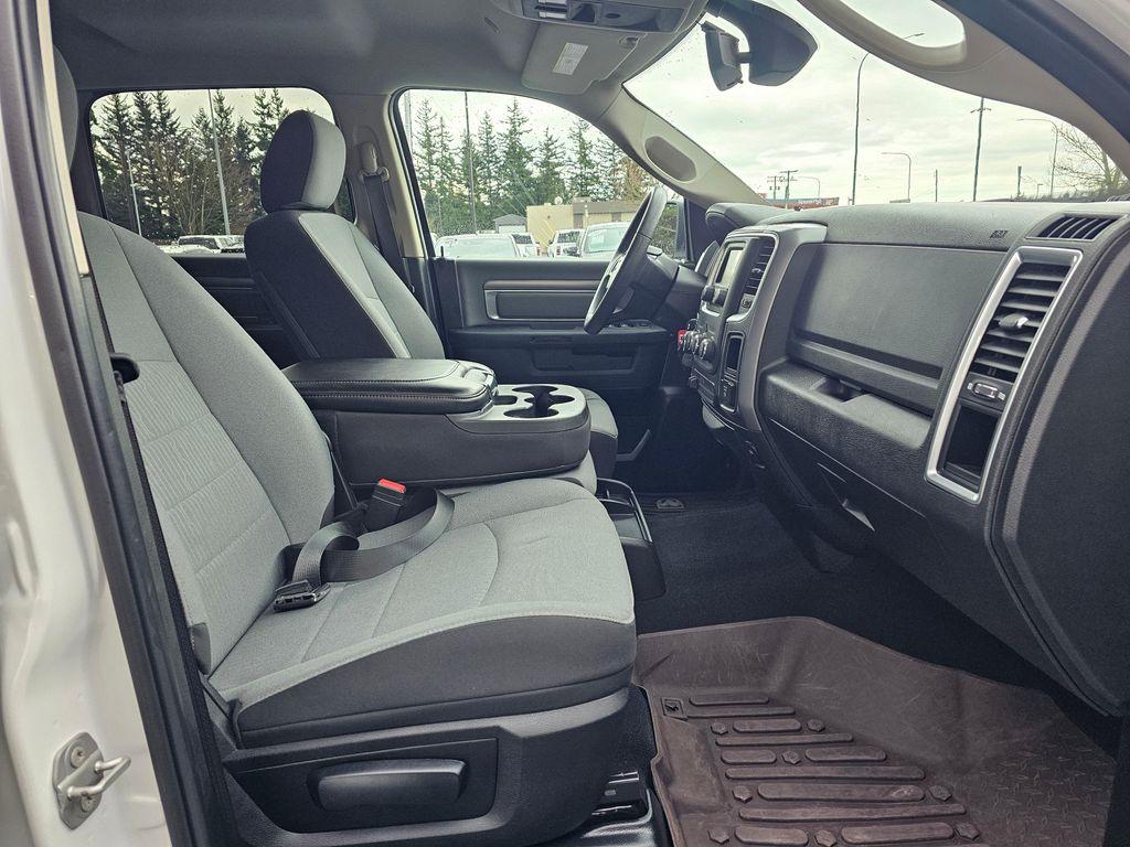 used 2022 Ram 1500 Classic car, priced at $28,850