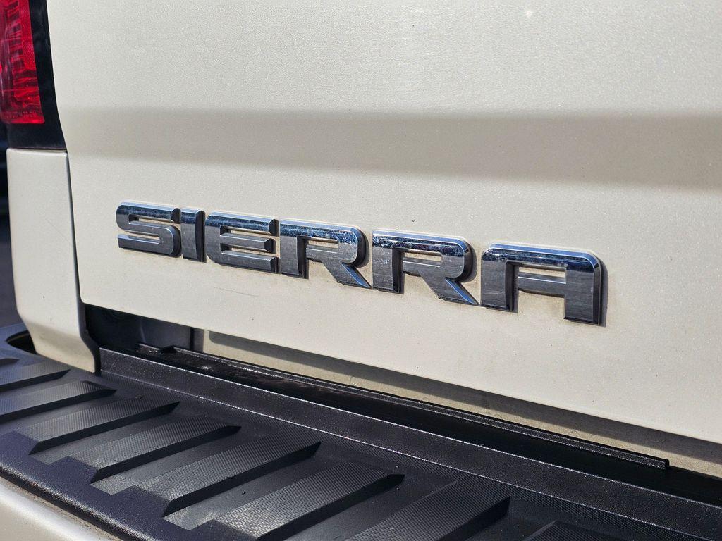 used 2015 GMC Sierra 1500 car, priced at $11,850