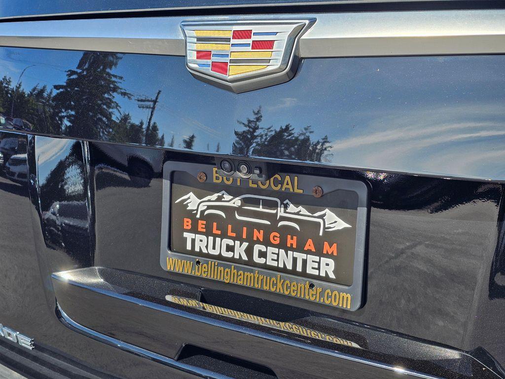 used 2017 Cadillac Escalade car, priced at $31,850