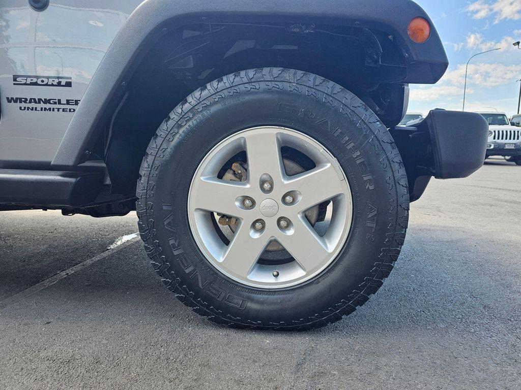 used 2014 Jeep Wrangler Unlimited car, priced at $15,850