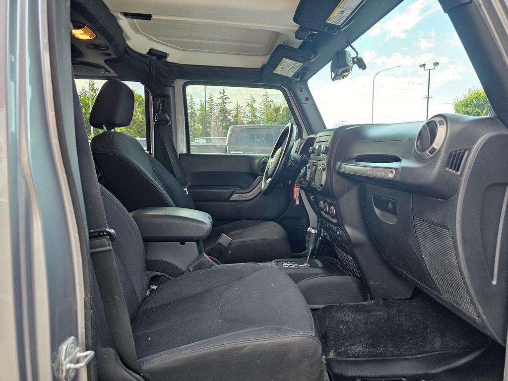used 2014 Jeep Wrangler Unlimited car, priced at $15,850