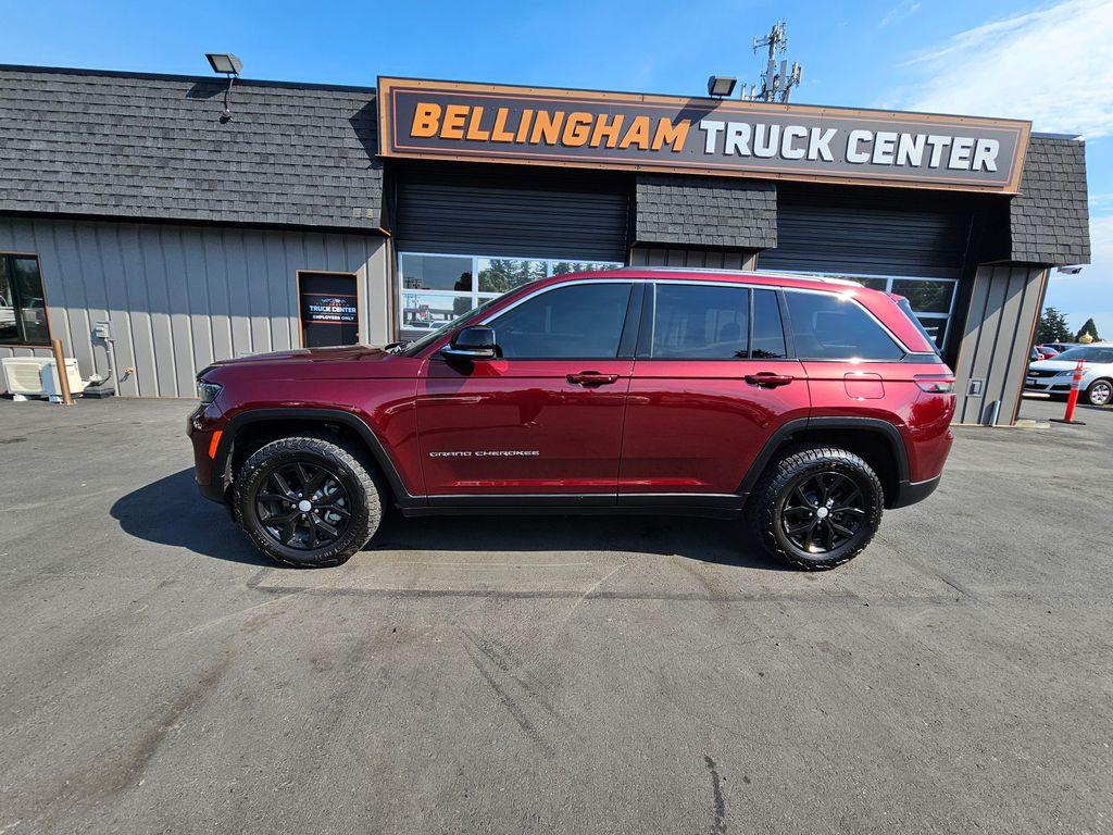 used 2023 Jeep Grand Cherokee car, priced at $29,850
