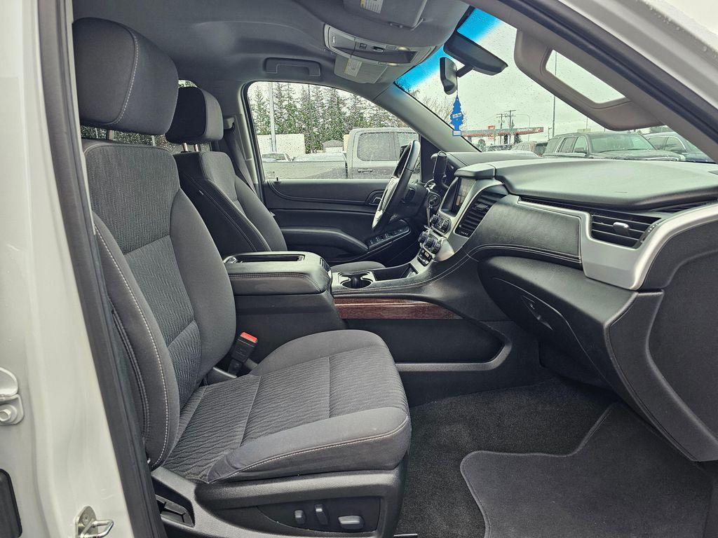 used 2017 GMC Yukon car, priced at $19,850