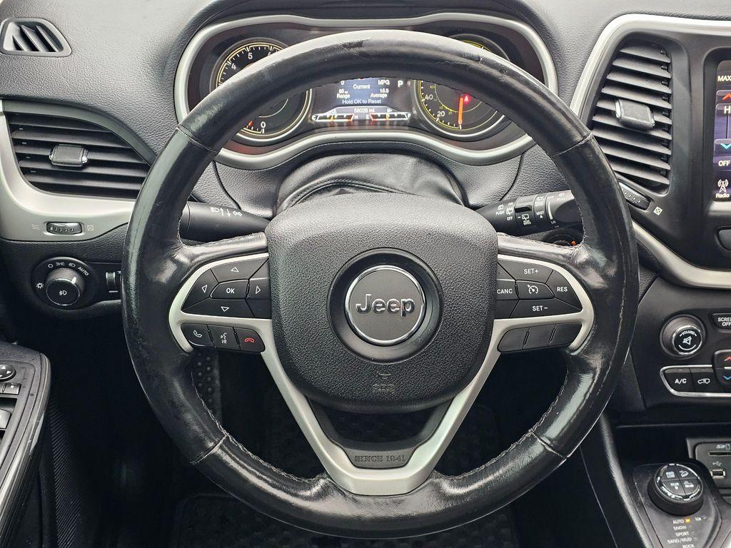 used 2016 Jeep Cherokee car, priced at $16,850