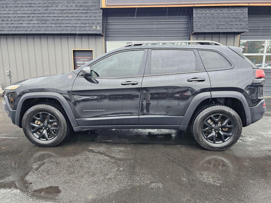 used 2016 Jeep Cherokee car, priced at $16,850