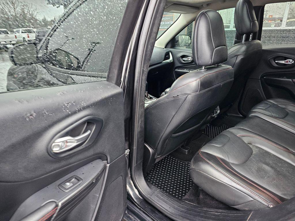 used 2016 Jeep Cherokee car, priced at $16,850