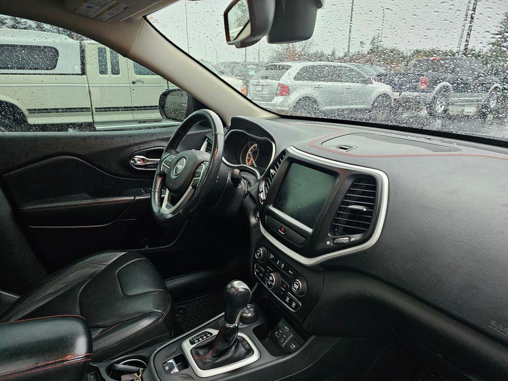 used 2016 Jeep Cherokee car, priced at $16,850