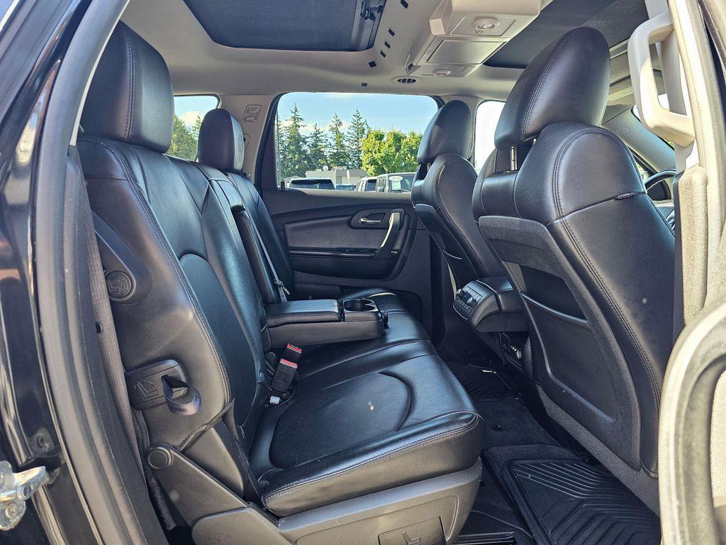 used 2011 Chevrolet Traverse car, priced at $5,850