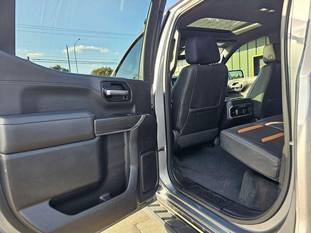 used 2022 GMC Sierra 1500 car, priced at $42,850