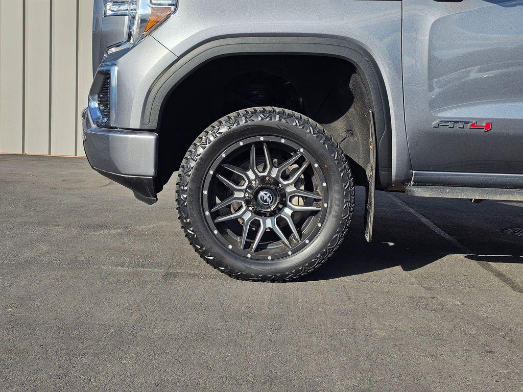 used 2022 GMC Sierra 1500 car, priced at $42,850