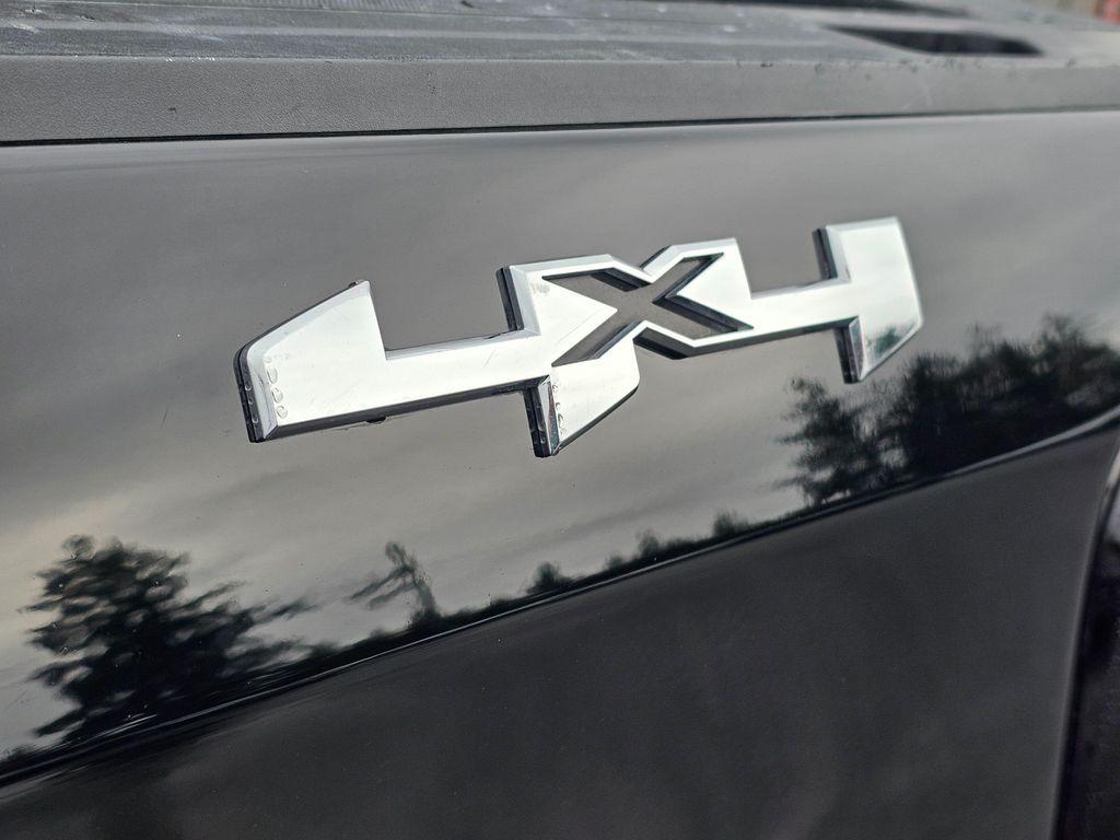 used 2023 GMC Sierra 1500 car, priced at $35,850