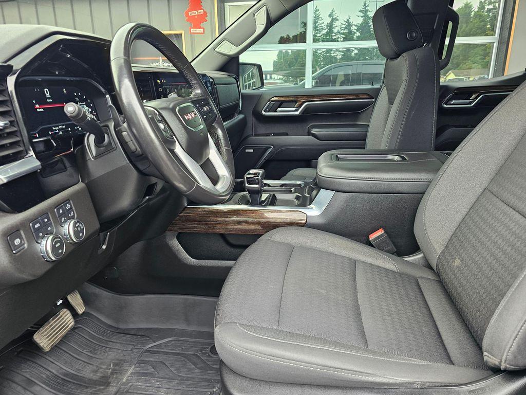 used 2022 GMC Sierra 1500 car, priced at $37,850