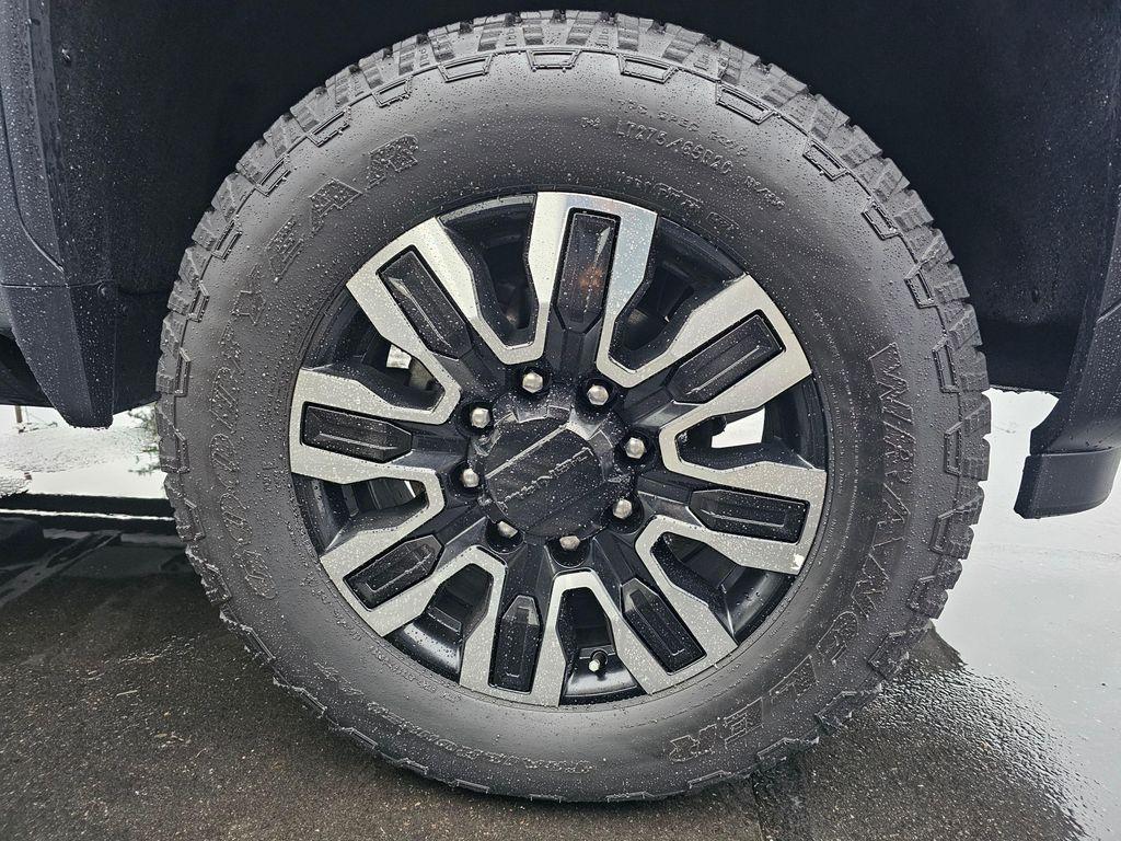 used 2025 GMC Sierra 3500 car, priced at $86,850