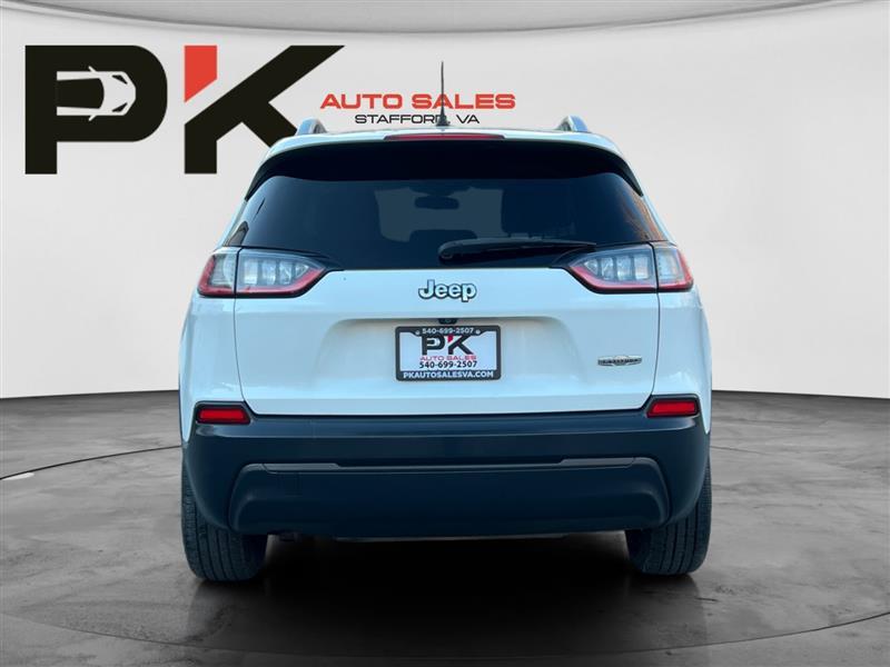 used 2019 Jeep Cherokee car, priced at $10,494