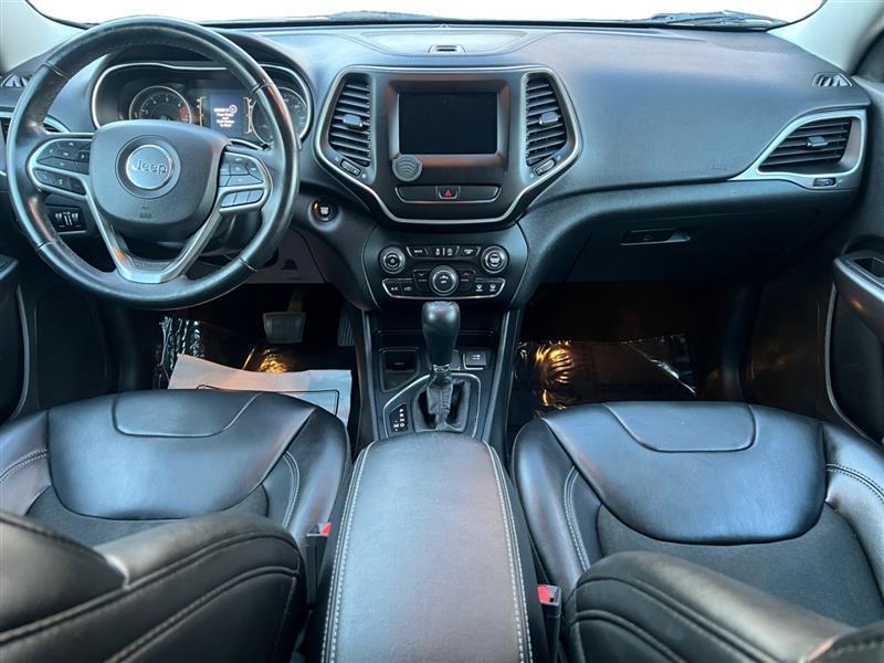 used 2019 Jeep Cherokee car, priced at $10,494