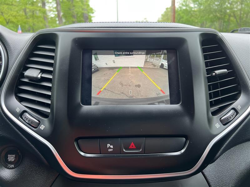 used 2020 Jeep Cherokee car, priced at $16,994