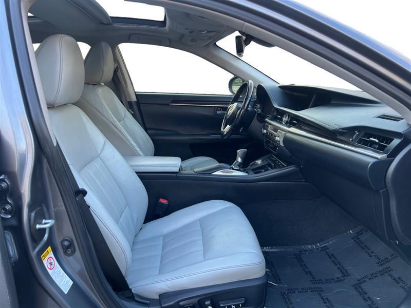 used 2016 Lexus ES 350 car, priced at $17,994