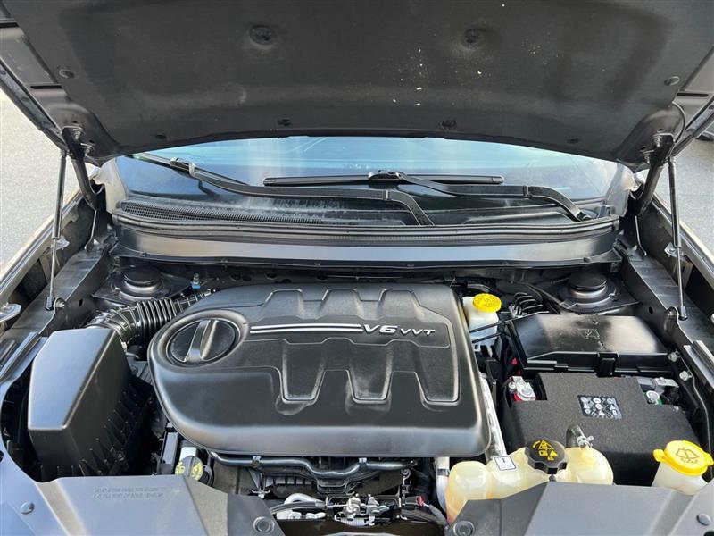 used 2019 Jeep Cherokee car, priced at $11,994