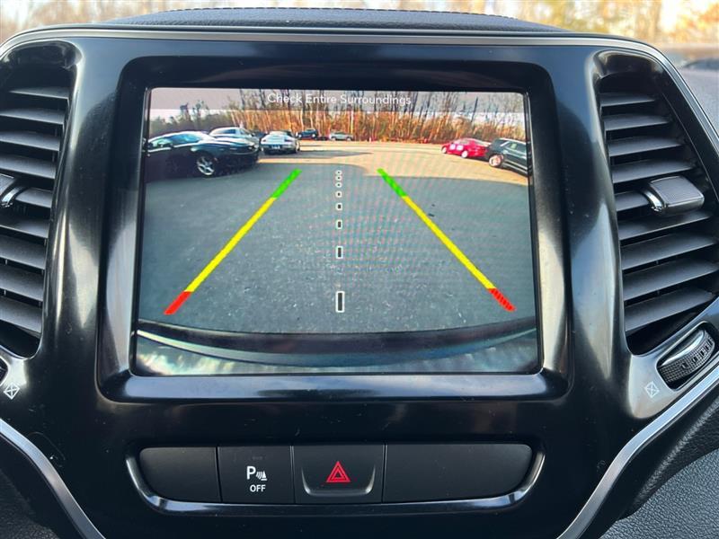 used 2019 Jeep Cherokee car, priced at $11,994