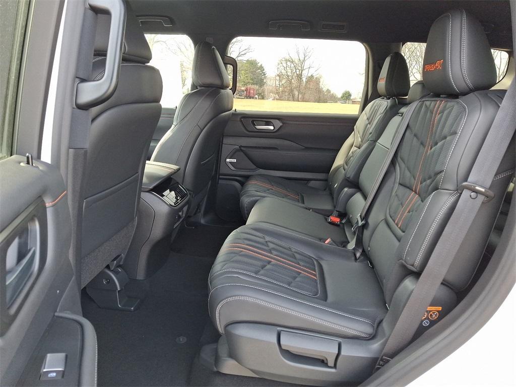 new 2025 Nissan Armada car, priced at $71,106