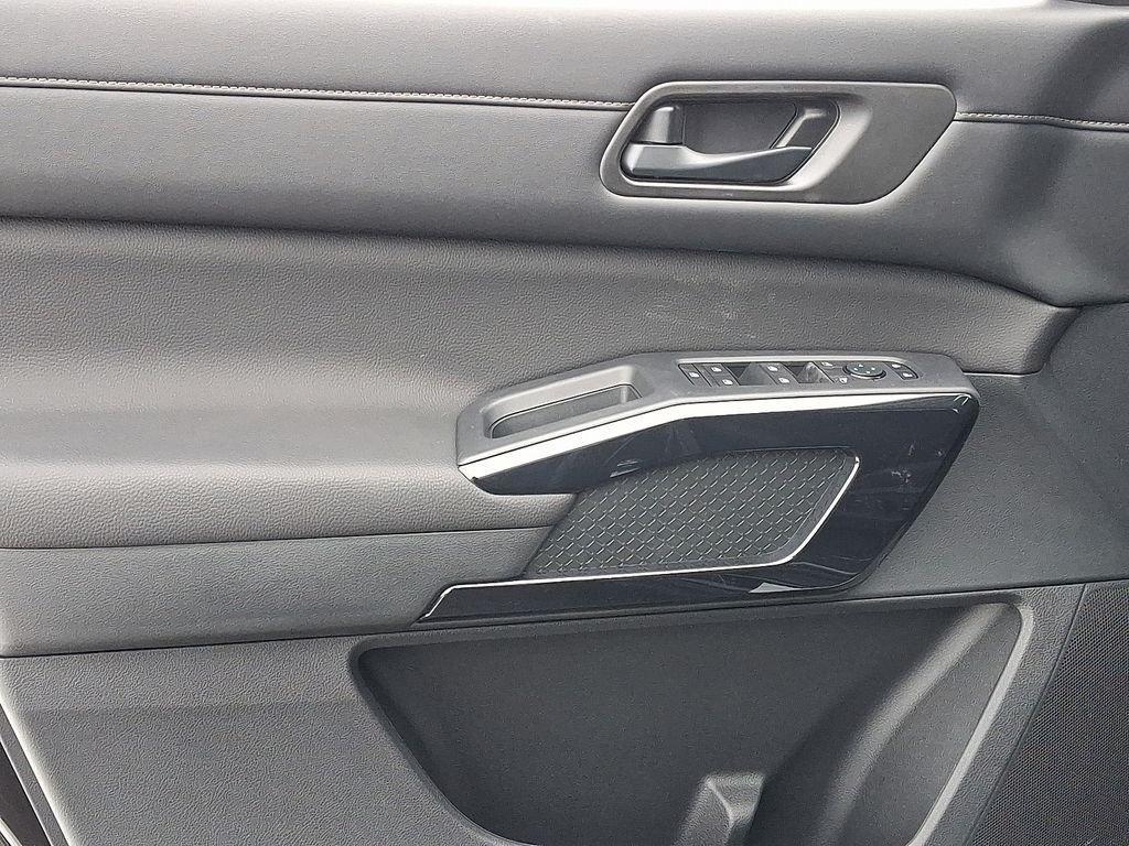 new 2026 Nissan Pathfinder car, priced at $39,353