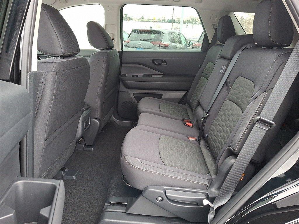 new 2026 Nissan Pathfinder car, priced at $39,153