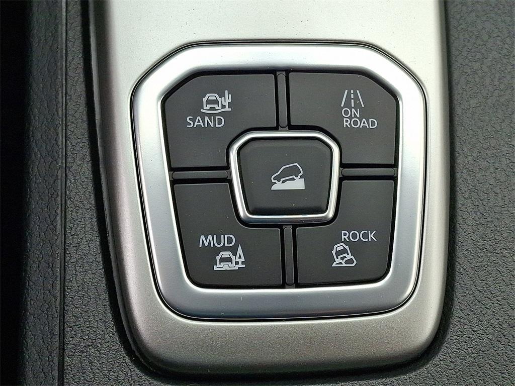 new 2026 Nissan Frontier car, priced at $41,354