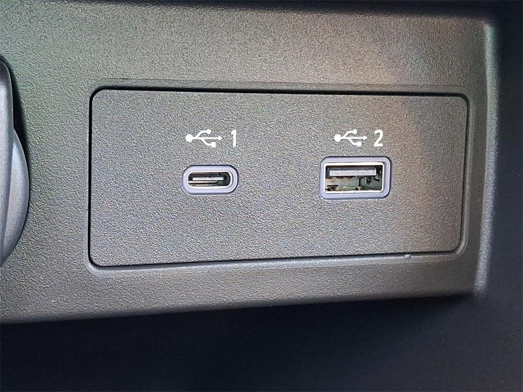 new 2025 Nissan Versa car, priced at $21,733