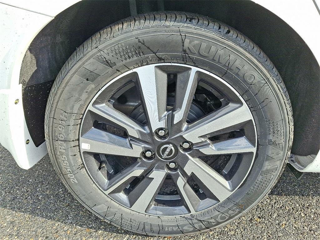 new 2025 Nissan Versa car, priced at $21,523