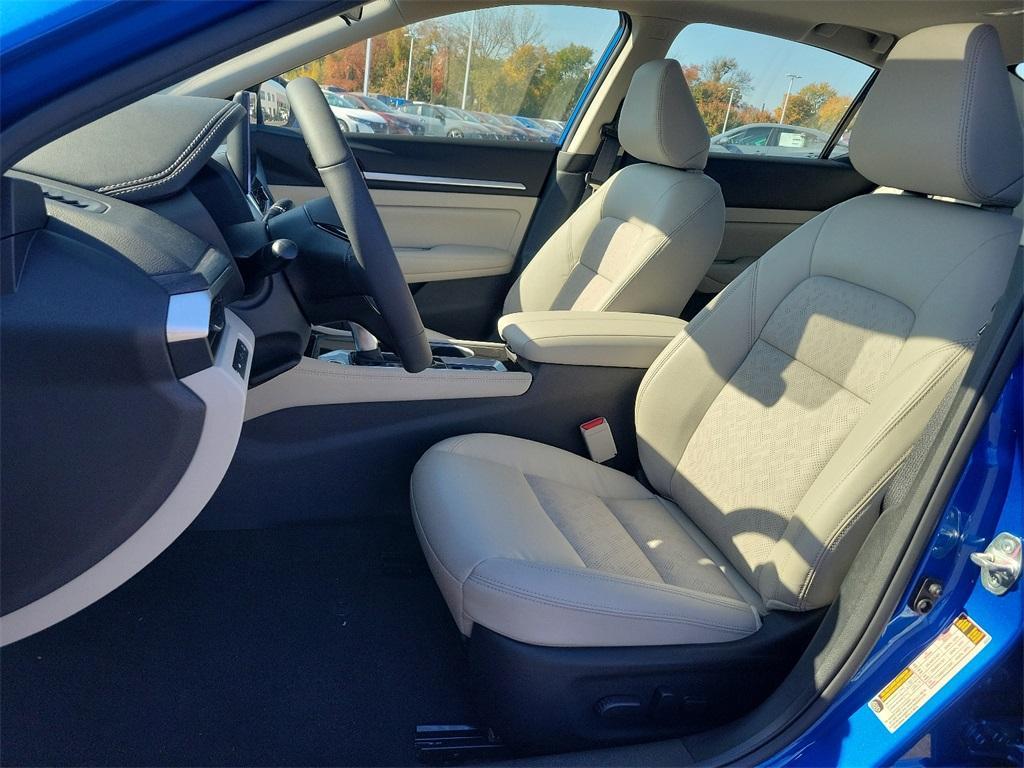 new 2025 Nissan Altima car, priced at $34,669