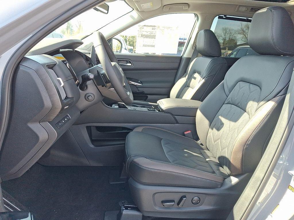 new 2026 Nissan Pathfinder car, priced at $49,616
