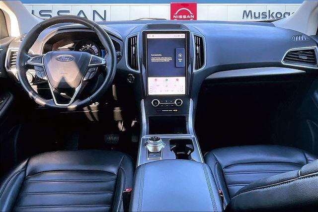 used 2024 Ford Edge car, priced at $22,500