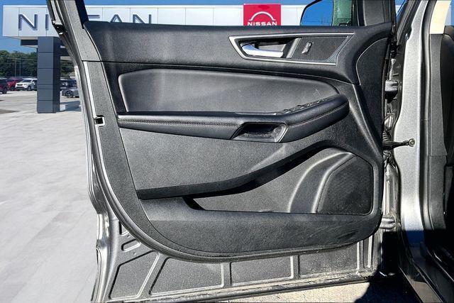 used 2024 Ford Edge car, priced at $22,500