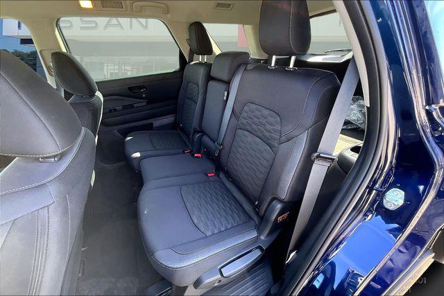 new 2026 Nissan Pathfinder car, priced at $40,356