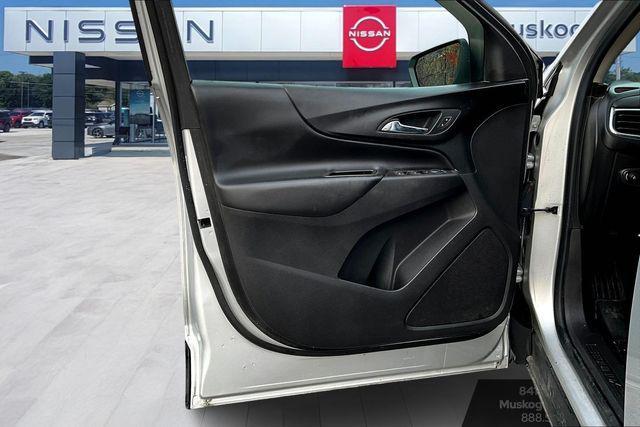 used 2021 Chevrolet Equinox car, priced at $15,799