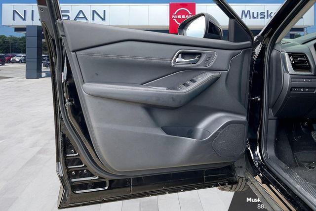 used 2026 Nissan Rogue car, priced at $35,416