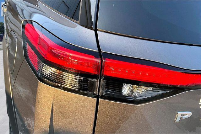 used 2024 Nissan Pathfinder car, priced at $25,999