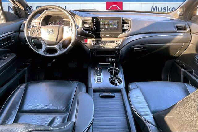 used 2022 Honda Passport car, priced at $25,870