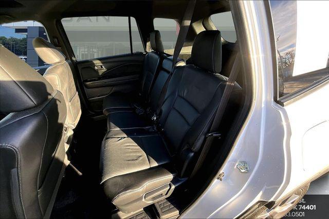 used 2022 Honda Passport car, priced at $25,870